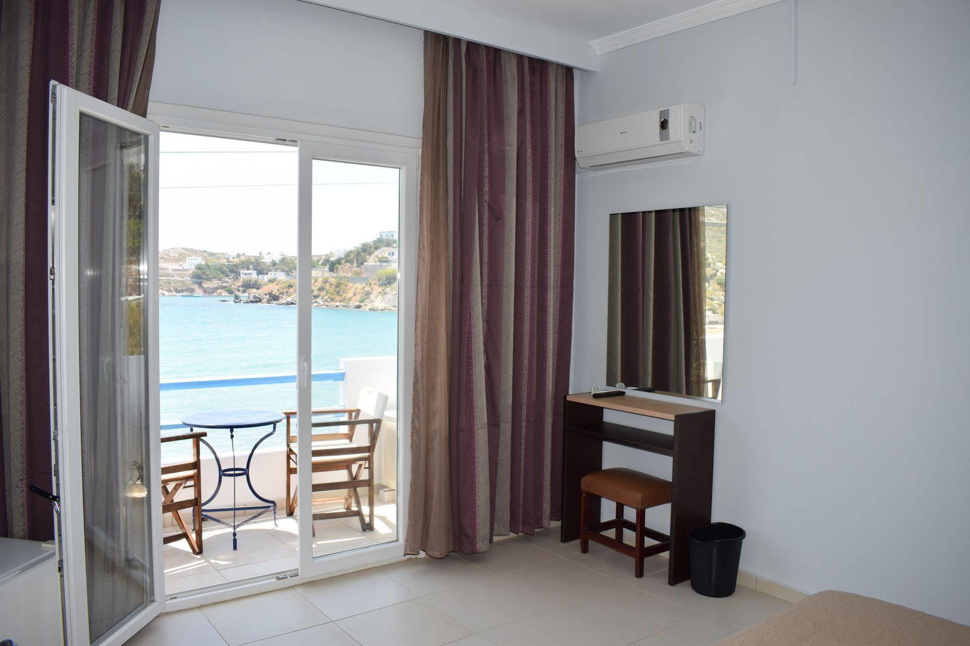 Vari Beach Hotel Extérieur photo